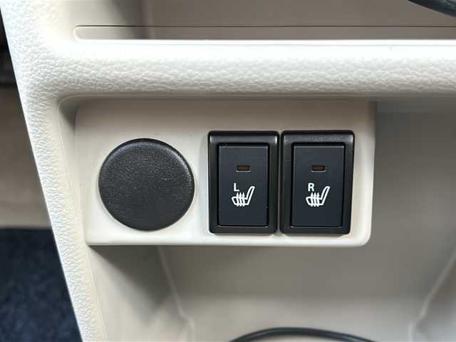 スズキ ラパン モード 静岡県 2019(令1)年 3.4万km ノクターンブルーパール ディスプレイオーディオ/FM/AM/CD/DVD/Bluetooth/USB/ipod/AUX/主要装備/・シートヒーター　/・アイドリングストップ　/・ステアリングリモコン　/・ＥＴＣ　/・オートライト　/・横滑り防止装置　/・衝突軽減システム　/・ディスプレイオーディオ　/・純正ホイールキャップ　/・スマートキー　/・プッシュスタート/・純正フロアマット