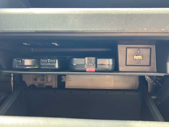 ダイハツ タフト G ターボ 愛知県 2020(令2)年 2.8万km フォレストカーキメタリック /禁煙車/スカイフィールトップ//純正9インチディスプレイオーディオ//フルセグTV/Bluetooth//AppleCarplay・AndroidAuto//バックカメラ/ETC//ドライブレコーダー//スマートアシスト//衝突被害軽減ブレーキ//車線逸脱抑制機能//アダプティブクルーズコントロール/　（全車速追従機能付き）//先行車発進お知らせ//前席シートヒーター//LEDオートライト//電動格納ミラー//純正１５インチアルミ//電子パーキング//ブレーキホールド//コーナーセンサー//純正フロアマット//純正ドアバイザー//ISOFIX//ルーフレール//新車保証書/取扱説明書//スペアキー×１//車検R9年６月２３日まで//登録時走行２７２６９ｋｍ