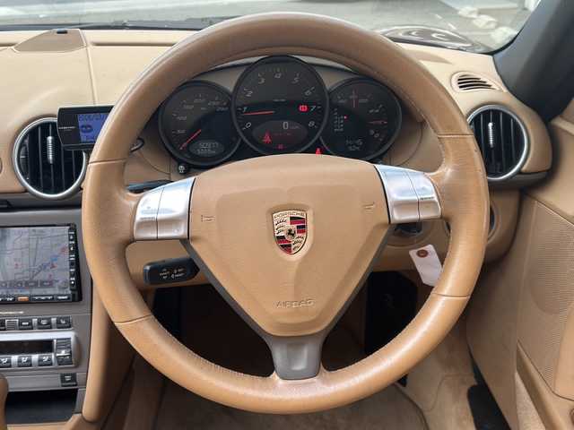 ポルシェ ボクスター 兵庫県 2006(平18)年 5.1万km 赤 オープンカー/社外ナビ/　AM/FM/CD/DVD/ワンセグTV/ビルトインETC/前方ドライブレコーダー/シートヒーター（D+N席）/純正フロアマット/アンチロック・ブレーキ・システム/純正アルミホイール（17インチ）/エアバッグ（W+サイド）/保証書/取扱説明書