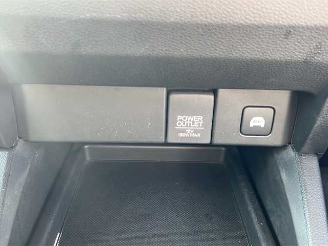 ホンダ オデッセイ ハイブリッド アブソルート ホンダセンシング 茨城県 2017(平29)年 9.2万km プレミアムヴィーナスブラックP 純正ナビ（VXM-175VFEi）/【フルセグTV/CD/DVD/Bluetooth】/バックカメラ/純正フリップダウンモニター/両側パワースライドドア/ホンダセンシング/衝突軽減ブレーキ/レーダークルーズコントロール/レーンキープアシスト/先行車発進お知らせ機能/横滑り防止装置/ECON/黒ハーフレザーシート/運転席パワーシート/純正17インチAW/オートライト/LEDヘッドライト/フォグランプ/革巻きステアリング/ステアリングスイッチ