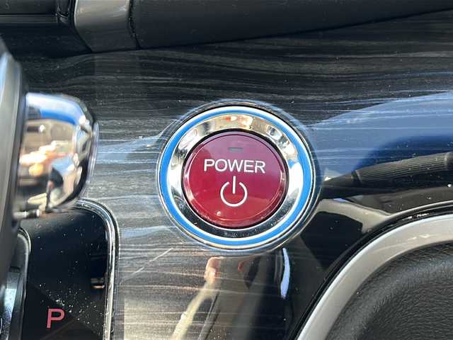 ホンダ オデッセイ ハイブリッド アブソルート ホンダセンシング 茨城県 2017(平29)年 9.2万km プレミアムヴィーナスブラックP 純正ナビ（VXM-175VFEi）/【フルセグTV/CD/DVD/Bluetooth】/バックカメラ/純正フリップダウンモニター/両側パワースライドドア/ホンダセンシング/衝突軽減ブレーキ/レーダークルーズコントロール/レーンキープアシスト/先行車発進お知らせ機能/横滑り防止装置/ECON/黒ハーフレザーシート/運転席パワーシート/純正17インチAW/オートライト/LEDヘッドライト/フォグランプ/革巻きステアリング/ステアリングスイッチ