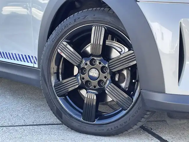 ＭＩＮＩ ＢＭＷ ミニ クーパー ブリックレーンED 東京都 2022(令4)年 0.5万km ホワイト・シルバー コンフォートアクセス/アダプティブクルーズコントロール/純正ドライブレコーダー/純正ナビ/バックカメラ/ミニドライビングモード/ドライビングアシスタントパッケージ/ETC2.0/衝突被害軽減ブレーキ/レーンキープアシスト