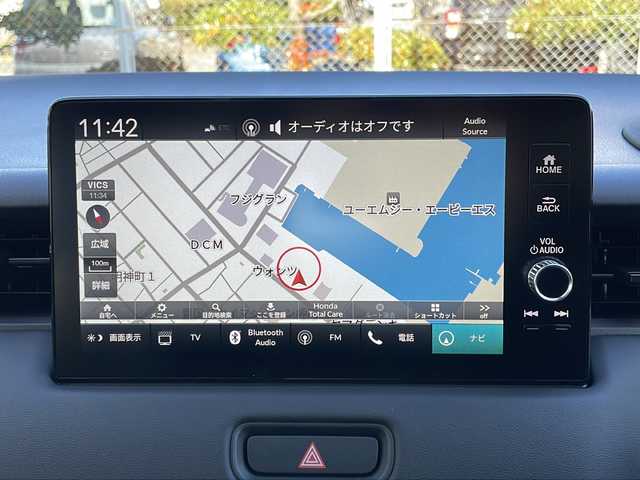 ホンダ ヴェゼル ハイブリッド e:HEV Z 山口県 2025(令7)年 0.1千km クリスタルブラックパール 登録済未使用車/純正メーカーナビ/・Bluetooth接続/・フルセグTV/・apple car play/・android auto/・AM/FM/・USB入力端子/・C端子入力/・バックカメラ/ビルトインETC2.0/Honda SENSING/・衝突軽減ブレーキ/・踏み間違い衝突軽減システム/・急アクセル抑制機能/・路外逸脱抑制機能/・歩行者事故低減ステアリング/・渋滞追従機能付アダプティブクルーズコントロール/・車線維持支援システム/・トラフィックジャムアシスト/・先行車発進お知らせ機能/・標識認識機能/・フロントワイドビューカメラ/・アダプティブドライビングビーム/パドルシフト/パワーバックドア/ワイヤレス充電/ダウンヒルアシストコントロール/スマートキー/プッシュスタート/スペアキー1本/電子パーキング/ハーフレザーシート/シートヒーター/ハンドルヒーター/ウィンカーミラー/純正LED/純正18インチアルミホイール/保証書/取り扱い説明書