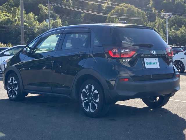 ホンダ フィット e:HEVクロスター 佐賀県 2020(令2)年 4.2万km クリスタルブラックパール Gathers8インチナビ/バックカメラ/衝突被害軽減ブレーキ/路線逸脱警報/コーナーセンサー/アダプティブクルーズコントロール/電動パーキングブレーキ/オートブレーキホールド/ドライブレコーダー/ETC/プッシュスタート/スマートキー/ステアリングリモコン/LEDヘッドライト/フォグライト/純正アルミホイール