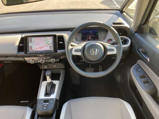 ホンダ フィット e:HEVクロスター 佐賀県 2020(令2)年 4.2万km クリスタルブラックパール Gathers8インチナビ/バックカメラ/衝突被害軽減ブレーキ/路線逸脱警報/コーナーセンサー/アダプティブクルーズコントロール/電動パーキングブレーキ/オートブレーキホールド/ドライブレコーダー/ETC/プッシュスタート/スマートキー/ステアリングリモコン/LEDヘッドライト/フォグライト/純正アルミホイール