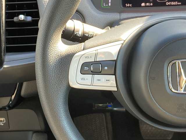 ホンダ フィット e:HEVクロスター 佐賀県 2020(令2)年 4.2万km クリスタルブラックパール Gathers8インチナビ/バックカメラ/衝突被害軽減ブレーキ/路線逸脱警報/コーナーセンサー/アダプティブクルーズコントロール/電動パーキングブレーキ/オートブレーキホールド/ドライブレコーダー/ETC/プッシュスタート/スマートキー/ステアリングリモコン/LEDヘッドライト/フォグライト/純正アルミホイール