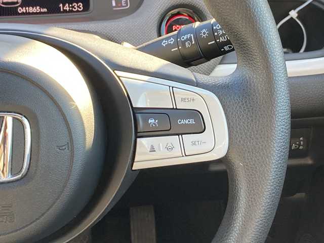 ホンダ フィット e:HEVクロスター 佐賀県 2020(令2)年 4.2万km クリスタルブラックパール Gathers8インチナビ/バックカメラ/衝突被害軽減ブレーキ/路線逸脱警報/コーナーセンサー/アダプティブクルーズコントロール/電動パーキングブレーキ/オートブレーキホールド/ドライブレコーダー/ETC/プッシュスタート/スマートキー/ステアリングリモコン/LEDヘッドライト/フォグライト/純正アルミホイール