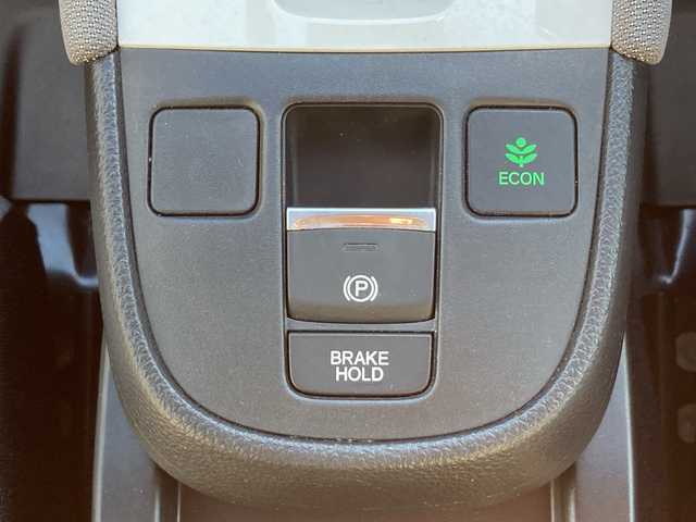 ホンダ フィット e:HEVクロスター 佐賀県 2020(令2)年 4.2万km クリスタルブラックパール Gathers8インチナビ/バックカメラ/衝突被害軽減ブレーキ/路線逸脱警報/コーナーセンサー/アダプティブクルーズコントロール/電動パーキングブレーキ/オートブレーキホールド/ドライブレコーダー/ETC/プッシュスタート/スマートキー/ステアリングリモコン/LEDヘッドライト/フォグライト/純正アルミホイール