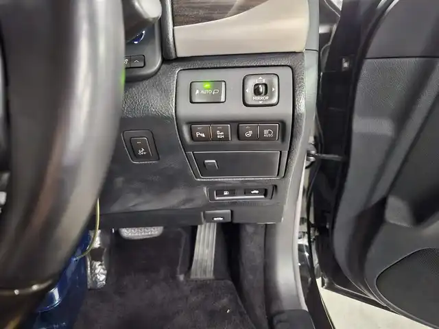 レクサス ＬＳ 600h バージョンC Iパック 宮崎県 2012(平24)年 6.3万km ブラック 4WD/衝突回避支援型プリクラシステム/純正ナビ/フルセグTV/バックカメラ/ビルトインETC/レーダークルーズコントロール/クリアランスソナー/前後プリクラッシュセーフティシステム/レーンキーピングアシスト/ブラインドスポットモニター/ステアリング連動LEDヘッドランプ/LEDフロントフォグランプ/本木製/革巻きコンビステアリング/ステアリングヒーター/ブラウンセミアニリン革シート/前席パワーシート/前席コンフォータブルエアシート/助手席オットマン/純正19インチFスポーツAW/スマートエントリー/スタートシステム/禁煙車