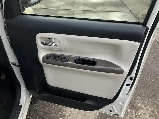 ダイハツ ムーヴ キャンバス X メイクアップ SA Ⅲ 道南・函館 2018(平30)年 6万km パールホワイトⅢ/ナチュラルベージュマイカメタリック 2トーン /純正ナビ//フルセグＴＶ//エンジンスターター//バックカメラ//レーンキープアシスト//衝突軽減ブレーキ//スマートキー//プッシュスタート//オートハイビーム//アイドリングストップ//フォグランプ