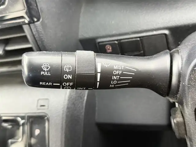 トヨタ シエンタ X 愛知県 2018(平30)年 12万km グリーンマイカM 純正7インチナビ/CD・DVD再生/Bluetooth/TV/バックカメラ/片側パワースライドドア/ステアスイッチ/ドアバイザー/横滑り防止/アイドリングストップ/純正フロアマット/電格ミラー/プッシュスタート/スマートキー