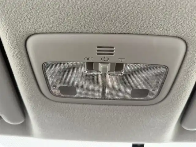 トヨタ シエンタ X 愛知県 2018(平30)年 12万km グリーンマイカM 純正7インチナビ/CD・DVD再生/Bluetooth/TV/バックカメラ/片側パワースライドドア/ステアスイッチ/ドアバイザー/横滑り防止/アイドリングストップ/純正フロアマット/電格ミラー/プッシュスタート/スマートキー