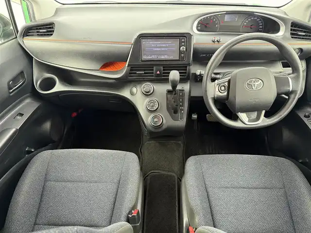 トヨタ シエンタ X 愛知県 2018(平30)年 12万km グリーンマイカM 純正7インチナビ/CD・DVD再生/Bluetooth/TV/バックカメラ/片側パワースライドドア/ステアスイッチ/ドアバイザー/横滑り防止/アイドリングストップ/純正フロアマット/電格ミラー/プッシュスタート/スマートキー