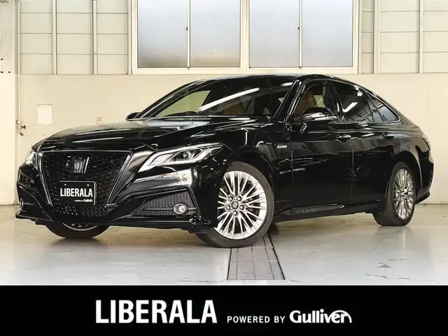 トヨタ クラウン ハイブリッド S エレガンススタイル 兵庫県 2019(令1)年 7.9万km プレシャスブラックパール 特別仕様車/ハーフレザーシート/純正18インチAW/ハイパークロームメッキメタリック塗装/トヨタセーフティセンス/ACC　LKA　BSM　RCTA/衝突軽減ブレーキ/純正ナビ/バックカメラ/ETC/パワーシート/シートヒーター/プッシュスタート/スマートキー/純正フロアマット