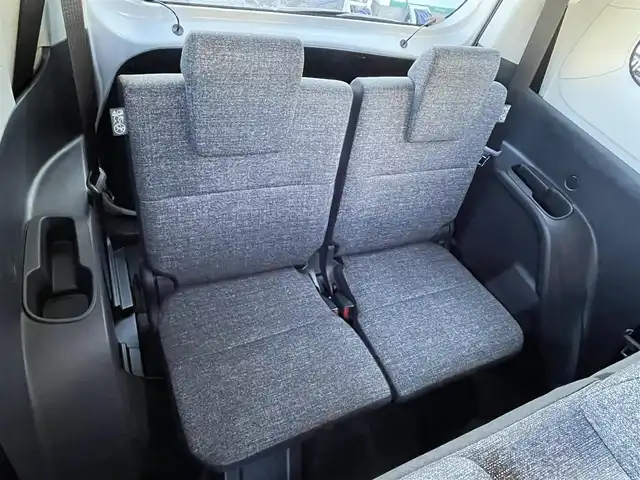 トヨタ シエンタ ハイブリッド Z 東京都 2025(令7)年 0.2万km プラチナホワイトパールマイカ ワンオーナー　/純正ディスプレィオーディオ　/・BluetoothAudio/・AppleCarPlay/AnddroidAuto/リアサーキュレーター　/アラウンドビューモニター　/両側パワースライドドア　/電動パーキングブレーキ　/ブラインドスポットモニター /セーフティ-センス　/（衝突回避支援パッケージ）/・プリクラシュセーフティ/・レーンディパーチャーアラート/・レーントレーンシングアシスト/・レーダークルーズコントロール/・アダプティブクルーズコントロール/・ロードサインアシスト/前方ドライブレコーダー/プッシュエンジンスタート/Wエアバック＆ABS/LEDライト