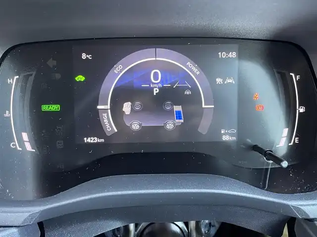 トヨタ シエンタ ハイブリッド Z 東京都 2025(令7)年 0.2万km プラチナホワイトパールマイカ ワンオーナー　/純正ディスプレィオーディオ　/・BluetoothAudio/・AppleCarPlay/AnddroidAuto/リアサーキュレーター　/アラウンドビューモニター　/両側パワースライドドア　/電動パーキングブレーキ　/ブラインドスポットモニター /セーフティ-センス　/（衝突回避支援パッケージ）/・プリクラシュセーフティ/・レーンディパーチャーアラート/・レーントレーンシングアシスト/・レーダークルーズコントロール/・アダプティブクルーズコントロール/・ロードサインアシスト/前方ドライブレコーダー/プッシュエンジンスタート/Wエアバック＆ABS/LEDライト