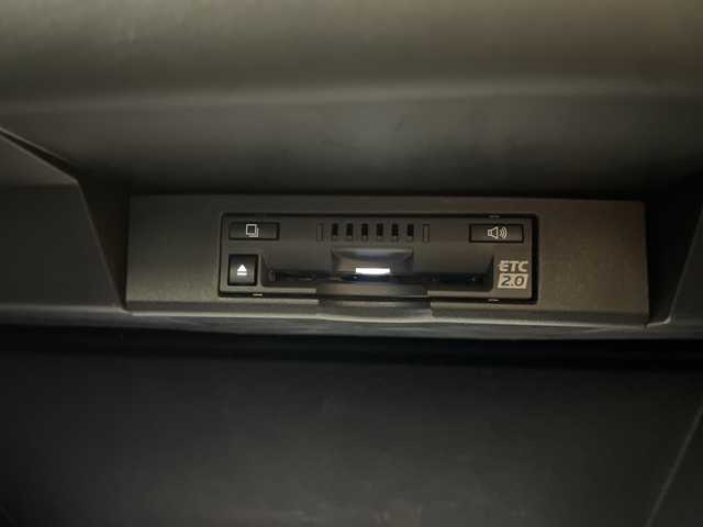 レクサス ＮＸ 300 スパイス&シック 熊本県 2021(令3)年 2万km ソニッククォーツ サンルーフ/純正ナビ/・フルセグTV/CD/DVD/SD/Bluetooth/AUX/USB/・全方位カメラ/レクサスセーフティシステム/・プリクラッシュセーフティ/・レーントレーシングアシスト/・パーキングサポートブレーキ/・ロードサインアシスト/・クリアランスソナー/・オートマチックハイビーム/ブラインドスポットモニター/ヘッドアップディスプレイ/レーダークルーズコントロール/黒革シート/・D席メモリシート/・D/Nパワーシート/・D/Nシートヒーター/・D/Nシートクーラー/パドルシフト/ステアリングヒーター/前後ドライブレコーダー/パワーバックドア/ビルトインETC/三眼LEDヘッドライト/オートライト/電動パーキング/オートホールド