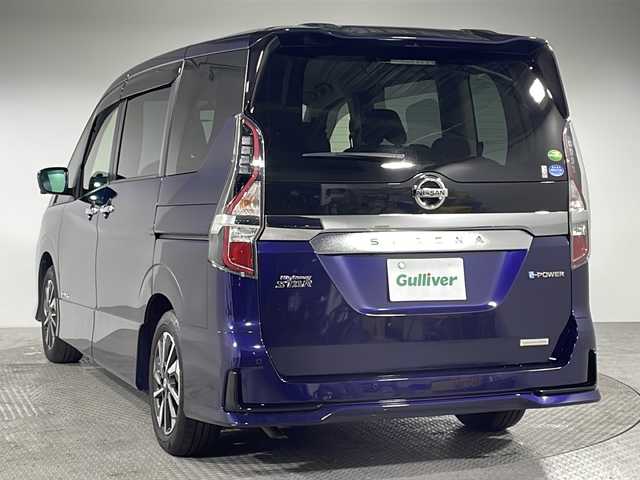 日産 セレナ e－パワー ハイウェイスター V 神奈川県 2020(令2)年 5.4万km アズライトブルー プロパイロット　/・即方支援/・後方支援/・速度標識表示/・道路標識表示/・ふらつき警報/・レーダークルーズコントロール/純正10インチナビゲーション　/【AM/FM/DVD/CD/Bluetooth/フルセグTV/IPOD】/型番：MDV-S708W/純正フリップダウンモニター/アラウンドビューモニター/純正16インチAW/エマージェンシーブレーキ　/ビルトインＥＴＣ　/両側パワースライドドア　/ハンズフリースライドドア　/プッシュスタート/スマートキー/LEDライト/オートライト/フォグライト/純正フロアマット/ドアバイザー