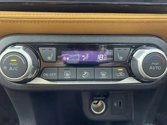 日産 キックス X ツートーンインテリアED 大阪府 2021(令3)年 2.9万km ブリリアントホワイトパール プロパイロット/エマージェンシーブレーキ/アラウンドビューモニター/純正9インチナビ/フルセグTV/LEDヘッドライト/レザーシート/シートヒーター/ETC/デジタルインナーミラー/ハンドルヒーター/ドライブレコーダー