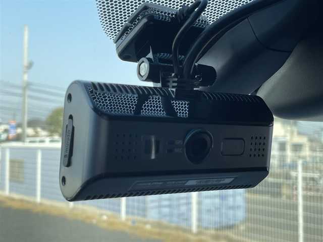 トヨタ アルファード S Cパッケージ 千葉県 2018(平30)年 6.1万km ブラック サンルーフ/ALPINE 11インチナビ/(CD/DVD/BT/フルセグTV)/ALPINE フリップダウンモニター/両側パワースライドドア/ハンズフリーオートスライドドア/パワーバックドア/トヨタセーフティセンス/・プリクラッシュセーフティ/・車線逸脱警報/・レーダークルーズコントロール/・ハイビームアシスト/LEDオートヘッドライト/フォグランプ/純正18インチAW/レザーシート/シートヒーター/エアシート/パワーシート/メモリーシート/ステアリングヒーター/電子パーキングブレーキ/オートホールドスイッチ/プッシュスタート/スマートキー×2/ETC/ドライブレコーダー/取扱説明書/保証書