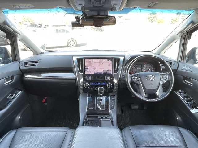 トヨタ アルファード S Cパッケージ 千葉県 2018(平30)年 6.1万km ブラック サンルーフ/ALPINE 11インチナビ/(CD/DVD/BT/フルセグTV)/ALPINE フリップダウンモニター/両側パワースライドドア/ハンズフリーオートスライドドア/パワーバックドア/トヨタセーフティセンス/・プリクラッシュセーフティ/・車線逸脱警報/・レーダークルーズコントロール/・ハイビームアシスト/LEDオートヘッドライト/フォグランプ/純正18インチAW/レザーシート/シートヒーター/エアシート/パワーシート/メモリーシート/ステアリングヒーター/電子パーキングブレーキ/オートホールドスイッチ/プッシュスタート/スマートキー×2/ETC/ドライブレコーダー/取扱説明書/保証書