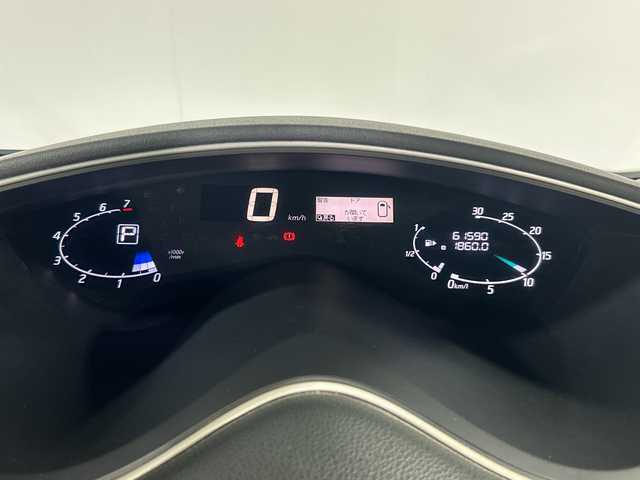 日産 セレナ HWS S HV Vセレ +SeftyⅡ 福岡県 2015(平27)年 6.2万km ブリリアントホワイトパール 純正7型SDナビゲーション【MC314D-W】/(フルセグTV/CD/DVD/BT/SD/USB) /アラウンドビューモニター/純正後席モニター/両側電動スライドドア/サンシェード/エマージェンシーブレーキ/クルーズコントロール/レーンキープ/アイドリングストップ/社外前後ドライブレコーダー/前後クリアランスソナー/革巻きステアリング/ECO/ビルトインETC/プッシュスタート/インテリジェントキー/純正サイドシル/LEDヘッドランプ/オートライト/フロントフォグランプ/純正１６インチアルミホイール