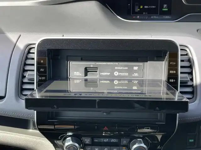 日産 セレナ ハイウェイスター V 千葉県 2021(令3)年 1.2万km ブリリアントホワイトパール 衝突軽減ブレーキ/全方位カメラ/後席モニター/両側パワースライドドア/純正１０インチＳＤナビ/レーダークルーズコントロール/ＬＥＤヘッドライト/オートライト/コーナーセンサー/ＥＴＣ