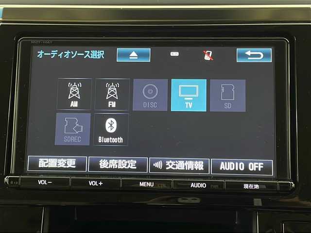 トヨタ アルファード X 新潟県 2017(平29)年 6.1万km グレイッシュブルーマイカメタリック 4WD/衝突被害軽減ブレーキ/純正フリップダウンモニター/純正9インチSDナビ/　　CD/DVD/AM/FM/フルセグ/BT/バックモニター/両側パワースライドドア/レーダークルーズコントロール/LEDオートライト/前席シートヒーター/純正16インチアルミホイール付/アイドリングストップ/ステアリングスイッチ/前後ドライブレコーダー/スマートキー/ETC2.0