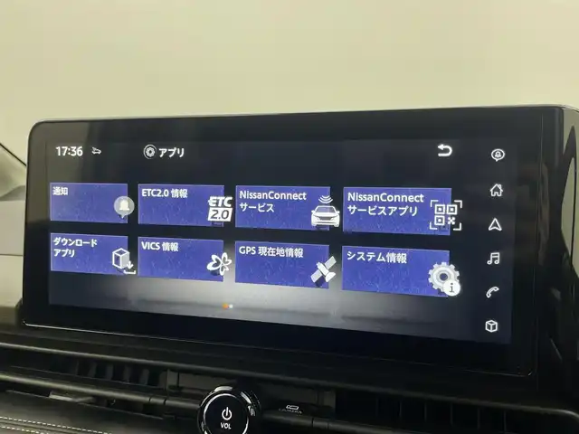 日産 セレナ ハイウェイスター V 埼玉県 2025(令7)年 0.1万km未満 プリズムホワイト 登録済未使用車　純正１２．３インチナビ　アラウンドビューモニター　ＢＳＩ　プロパイロット　デジタルインナーミラー　両側パワースライドドア　ビルトインＥＴＣ２．０　ワイヤレス充電　パドルシフト　ＬＥＤライト　地デジＴＶ