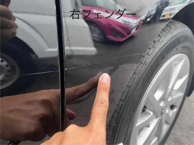 トヨタ プリウス α G 三重県 2012(平24)年 6.1万km ブラック 純正ナビ（Bluetooth/地デジTV/CD/DVD/AM/FM/SD）/バックカメラ/ビルトインETC/クルーズコントロール/LEDヘッドランプ/オートライト/ステアリングスイッチ/ドアバイザー/後席スライド機能/シートリフター（運転席）/オーバーヘッドコンソール/ポップアップ式ヘッドランプクリーナー/植毛ピラーガーニッシュ/シルバー加飾付革巻きステアリングホイール/アクア縦基調柄入ファブリックシート/スマートエントリー/スタートシステム（前席/バックドア）/スペアキー