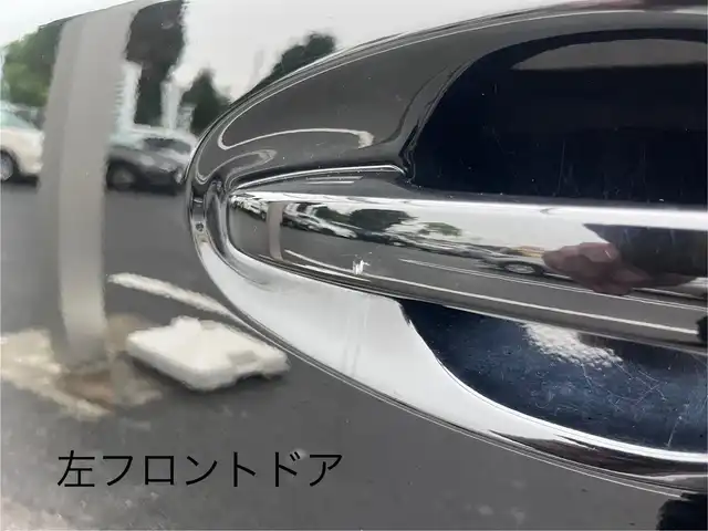 トヨタ プリウス α G 三重県 2012(平24)年 6.1万km ブラック 純正ナビ（Bluetooth/地デジTV/CD/DVD/AM/FM/SD）/バックカメラ/ビルトインETC/クルーズコントロール/LEDヘッドランプ/オートライト/ステアリングスイッチ/ドアバイザー/後席スライド機能/シートリフター（運転席）/オーバーヘッドコンソール/ポップアップ式ヘッドランプクリーナー/植毛ピラーガーニッシュ/シルバー加飾付革巻きステアリングホイール/アクア縦基調柄入ファブリックシート/スマートエントリー/スタートシステム（前席/バックドア）/スペアキー
