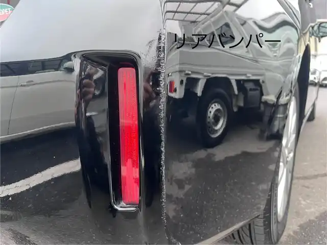 トヨタ プリウス α G 三重県 2012(平24)年 6.1万km ブラック 純正ナビ（Bluetooth/地デジTV/CD/DVD/AM/FM/SD）/バックカメラ/ビルトインETC/クルーズコントロール/LEDヘッドランプ/オートライト/ステアリングスイッチ/ドアバイザー/後席スライド機能/シートリフター（運転席）/オーバーヘッドコンソール/ポップアップ式ヘッドランプクリーナー/植毛ピラーガーニッシュ/シルバー加飾付革巻きステアリングホイール/アクア縦基調柄入ファブリックシート/スマートエントリー/スタートシステム（前席/バックドア）/スペアキー