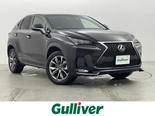 レクサス ＮＸ 300h Fスポーツ 群馬県 2015(平27)年 9.8万km スターライトブラックガラスフレーク ムーンルーフ/三眼LEDヘッドライト/・オートマチックハイビーム/クリアランスソナー/バックソナー/パワーバックドア/――――――――――――――――/純正7インチナビ/（フルセグTV/BT/CD/DVD/USB/SD/AUX）/バックカメラ/ビルトインETC/社外前後ドライブレコーダー/クルーズコントロール/ステアリングヒーター/D/N席シートヒーター/シートベンチレーション/D/N席パワーシート/D席メモリーパワーシート/パドルシフト/プッシュスタート/純正18インチアルミホイール