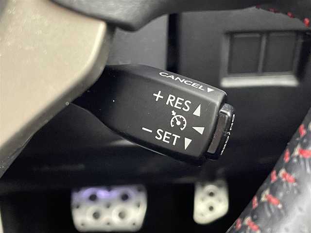 レクサス ＮＸ 300h Fスポーツ 群馬県 2015(平27)年 9.8万km スターライトブラックガラスフレーク ムーンルーフ/三眼LEDヘッドライト/・オートマチックハイビーム/クリアランスソナー/バックソナー/パワーバックドア/――――――――――――――――/純正7インチナビ/（フルセグTV/BT/CD/DVD/USB/SD/AUX）/バックカメラ/ビルトインETC/社外前後ドライブレコーダー/クルーズコントロール/ステアリングヒーター/D/N席シートヒーター/シートベンチレーション/D/N席パワーシート/D席メモリーパワーシート/パドルシフト/プッシュスタート/純正18インチアルミホイール