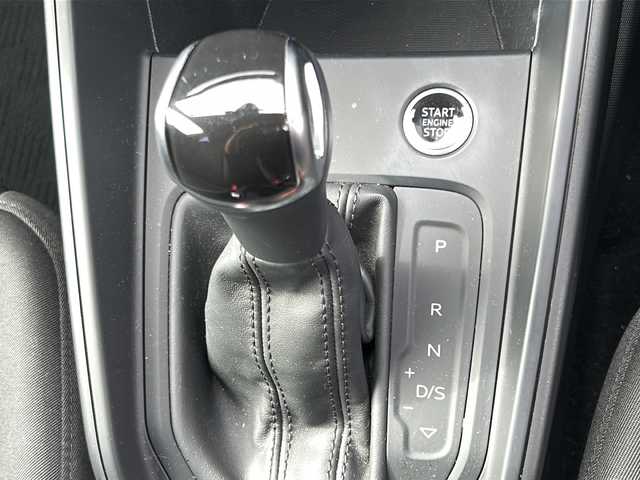 アウディ Ａ１ SB 25TFSI 栃木県 2021(令3)年 6万km グレイシアホワイトメタリック ワンオーナー/純正メモリナビ/・Bluetooth /・バックカメラ/追従式クルーズコントロール/MTモード付AT/ETC2.0/シートヒーター/衝突被害軽減システム/コーナーセンサー/LEDヘッドライト/BSM/取扱説明書/保証書