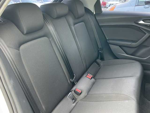 アウディ Ａ１ SB 25TFSI 栃木県 2021(令3)年 6万km グレイシアホワイトメタリック ワンオーナー/純正メモリナビ/・Bluetooth /・バックカメラ/追従式クルーズコントロール/MTモード付AT/ETC2.0/シートヒーター/衝突被害軽減システム/コーナーセンサー/LEDヘッドライト/BSM/取扱説明書/保証書