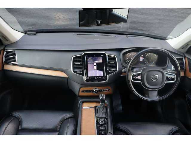 ボルボ ＸＣ９０ T6 AWD インスクリプション 大分県 2018(平30)年 5.1万km オニキスブラックP ＩＮＴＥＬＬＩＳＡＦＥ/Harman Kardonサウンド/ヘッドアップディスプレイ/純正ナビ/ＣａｒＰｌａｙ/Bluetooth/地デジ/３６０°カメラ/黒革/シートヒーター/エアシート/パワーシート/ステアリングヒーター/純正２０インチＡＷ/ＥＴＣ/純正ドラレコ（前）