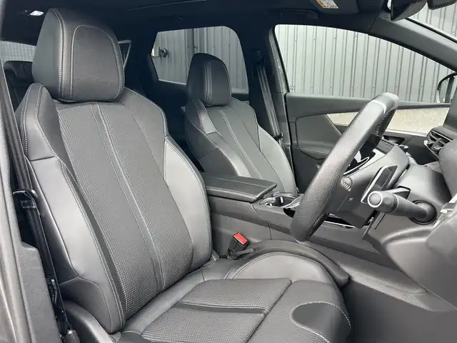 プジョー ３００８ GT ブルー HDi 福島県 2022(令4)年 2.8万km グレー サンルーフ/アダプティブクルーズコントロール/ブラインドスポットモニター/レーンキープアシスト/黒半革シート/純正ディスプレイオーディオ(BT/USB)/AppleCarPlay/パワーシート(D席)/シートヒーター(前席)/パワーバックドア/純正18AW/アダプティブLEDライト/ヒルディセントコントロール/ETC/取扱説明書/保証書/スペアキー