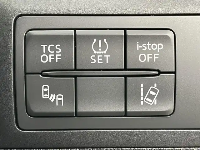 マツダ ＣＸ－５ XD プロアクティブ 岡山県 2016(平28)年 6.2万km クリスタルホワイトパールマイカ 純正7インチナビ/Bluetooth/地デジフルセグ/CD/DVD/バックカメラ/サイドカメラ/衝突軽減ブレーキ/レーダークルーズコントロール/社外ドライブレコーダー/ビルトインETC/ブラインドスポットモニター/ステアリングスイッチ/LEDヘッドライト/オートライト /プッシュスタート /スマートキー/純正19インチアルミホイール/アイドリングストップ/MTモード付きAT/新車保証書/取扱説明書/スペアキー×１