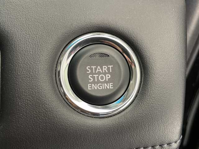 三菱 デリカＤ：５ ブラックエディション 長野県 2025(令7)年 0.1千km アメジストブラック 4WD/ALPINE11型SDナビ（型番：EX11NX）/（フルセグTV＆CD＆DVD＆SD＆BL＆HDMI＆AppleCarPlay＆AndroidAuto）/全方位カメラ/クルーズコントロール（追従あり）/衝突被害軽減ブレーキ/レーンキープアシスト/BSM/両側パワースライドドア/寒冷地仕様/シートヒーター（前席）/パワーシート（D席）/パワーバックドア/パドルシフト/ステアリングヒーター/LEDヘッドライト/オートマチックハイビーム/18インチ純正アルミホイール/スマートキー/スペアキー１本/保証書/取扱説明書