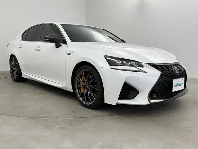 レクサス ＧＳ Ｆ 愛知県 2016(平28)年 3.7万km ホワイトノーヴァガラスフレーク マークレビンソン/オレンジキャリパー/純正SDナビ/フルセグTV/Bluetooth/CD/DVD/赤レザーシート/前席パワーシート/シートヒーター/ベンチレーション/レーダークルーズコントロール/バックカメラ/ETC2.0/パワートランクリッド/レクサスセーフティシステム/ブラインドスポットモニター/クリアランスソナー/３眼LEDヘッドライト/パドルシフト/ステアリングスイッチ/BBS製19インチ純正アルミホイール