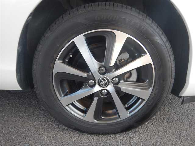 トヨタ アクア S スタイルブラック 福井県 2019(平31)年 2万km ホワイトパールクリスタルシャイン PCS（衝突軽減ブレーキ）/LDA(車線逸脱警報)/オートハイビーム/オートライト/プッシュスタート/スマートキー×2/純正ナビゲーション/・NSCN-W68/・Bluetooth接続/・SD/・AUX/・ワンセグ/・CD/バックカメラ/ステアリングスイッチ/純正ドライブレコーダー/ETC/純正フロアマット/ウインカー付きドアミラー/純正ドアバイザー/電動コーナーポール/新車保証書/取り扱い説明書