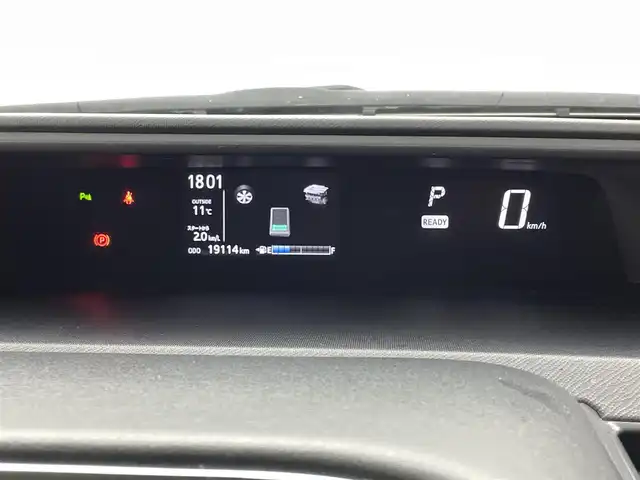 トヨタ アクア S スタイルブラック 福井県 2019(平31)年 2万km ホワイトパールクリスタルシャイン 純正ナビ/・Bluetooth/CD/TV/バックカメラ/コーナーセンサー/コーナーポール/レーンキープアシスト/ドラレコ/プリクラッシュ/ビルトインETC/純正15インチAW/純正フロアマット/オートライト/オートハイビーム/プッシュスタート/スマートキー