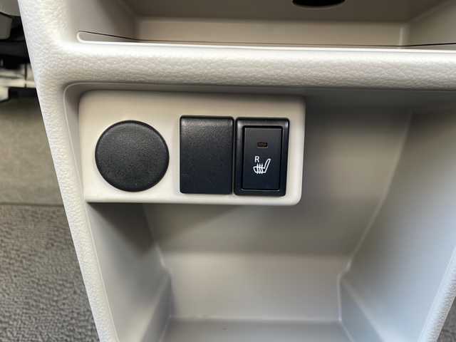 スズキ ラパン S 三重県 2020(令2)年 3.2万km コフレピンクパールメタリック 社外ナビ/フルセグTV/シートヒーター/前方ドラレコ/バックソナー/プリクラッシュ/横滑り防止/ベンチシート/アイドリングストップ/オートライト/電動格納ミラー　/純正フロアマット/純正ドアバイザー/禁煙車