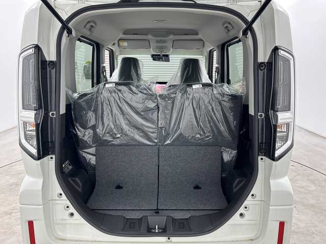 スズキ スペーシア カスタム HYBRID XS 三重県 2024(令6)年 0.1千km ピュアホワイトP /禁煙車//全方位カメラ9型ナビ/　フルセグTV/CarPlay/Android Auto//両側パワースライドドア//前席シートヒーター//両側パワースライドドア//全方位モニター//衝突軽減ブレーキシステム//HUD//ステアリングヒーター//レーダークルーズコントロール//前後コーナーセンサー//オートライト//保証書//取扱説明書//スペアキー