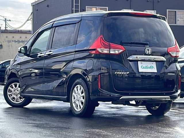 ホンダ フリード＋ ハイブリット クロスター ホンダセンシング 道北・旭川 2021(令3)年 5.8万km クリスタルブラックパール /４WD//禁煙車//寒冷地仕様//法人ワンオーナー//純正メモリナビ/CD/DVD/SD/BT/USB/TV//両側パワースライドドア//純正エンジンスターター//ホンダセンシング/衝突軽減ブレーキ/誤発進抑制機能/後方誤発進抑制機能/歩行者事故低減ステアリング/路外逸脱抑制機能/先行車発進お知らせ機能/標識認識機能/ACC/LKAS//バックカメラ//オートエアコン//フロントデアイサー//ビルトインETC//ミラーヒーター//前席シートヒーター//革巻きステアリング//ステリングスイッチ//リアサンシェード//エコモード//電動格納ミラー//ドアバイザー//ルーフレール//オートライト//LEDヘッドライト//LEDフォグランプ//ミラーウィンカー//夏タイヤ積込み//スペアキー//保証書//取説