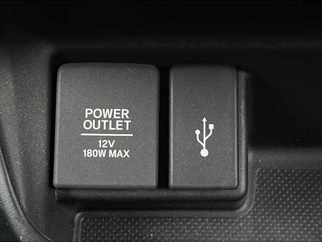 ホンダ フリード＋ ハイブリット クロスター ホンダセンシング 道北・旭川 2021(令3)年 5.8万km クリスタルブラックパール /４WD//禁煙車//寒冷地仕様//法人ワンオーナー//純正メモリナビ/CD/DVD/SD/BT/USB/TV//両側パワースライドドア//純正エンジンスターター//ホンダセンシング/衝突軽減ブレーキ/誤発進抑制機能/後方誤発進抑制機能/歩行者事故低減ステアリング/路外逸脱抑制機能/先行車発進お知らせ機能/標識認識機能/ACC/LKAS//バックカメラ//オートエアコン//フロントデアイサー//ビルトインETC//ミラーヒーター//前席シートヒーター//革巻きステアリング//ステリングスイッチ//リアサンシェード//エコモード//電動格納ミラー//ドアバイザー//ルーフレール//オートライト//LEDヘッドライト//LEDフォグランプ//ミラーウィンカー//夏タイヤ積込み//スペアキー//保証書//取説