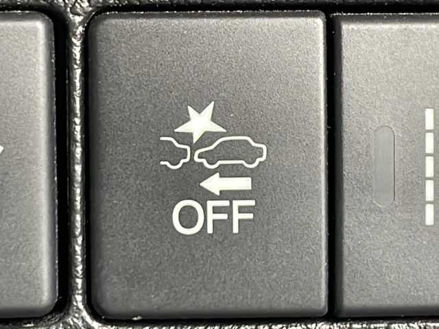 ホンダ フリード＋ ハイブリット クロスター ホンダセンシング 道北・旭川 2021(令3)年 5.8万km クリスタルブラックパール /４WD//禁煙車//寒冷地仕様//法人ワンオーナー//純正メモリナビ/CD/DVD/SD/BT/USB/TV//両側パワースライドドア//純正エンジンスターター//ホンダセンシング/衝突軽減ブレーキ/誤発進抑制機能/後方誤発進抑制機能/歩行者事故低減ステアリング/路外逸脱抑制機能/先行車発進お知らせ機能/標識認識機能/ACC/LKAS//バックカメラ//オートエアコン//フロントデアイサー//ビルトインETC//ミラーヒーター//前席シートヒーター//革巻きステアリング//ステリングスイッチ//リアサンシェード//エコモード//電動格納ミラー//ドアバイザー//ルーフレール//オートライト//LEDヘッドライト//LEDフォグランプ//ミラーウィンカー//夏タイヤ積込み//スペアキー//保証書//取説