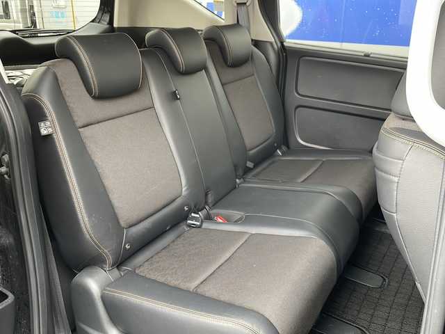 ホンダ フリード＋ ハイブリット クロスター ホンダセンシング 道北・旭川 2021(令3)年 5.8万km クリスタルブラックパール /４WD//禁煙車//寒冷地仕様//法人ワンオーナー//純正メモリナビ/CD/DVD/SD/BT/USB/TV//両側パワースライドドア//純正エンジンスターター//ホンダセンシング/衝突軽減ブレーキ/誤発進抑制機能/後方誤発進抑制機能/歩行者事故低減ステアリング/路外逸脱抑制機能/先行車発進お知らせ機能/標識認識機能/ACC/LKAS//バックカメラ//オートエアコン//フロントデアイサー//ビルトインETC//ミラーヒーター//前席シートヒーター//革巻きステアリング//ステリングスイッチ//リアサンシェード//エコモード//電動格納ミラー//ドアバイザー//ルーフレール//オートライト//LEDヘッドライト//LEDフォグランプ//ミラーウィンカー//夏タイヤ積込み//スペアキー//保証書//取説