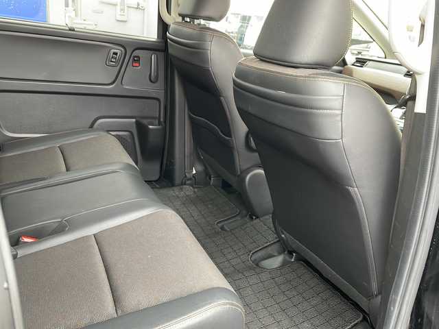 ホンダ フリード＋ ハイブリット クロスター ホンダセンシング 道北・旭川 2021(令3)年 5.8万km クリスタルブラックパール /４WD//禁煙車//寒冷地仕様//法人ワンオーナー//純正メモリナビ/CD/DVD/SD/BT/USB/TV//両側パワースライドドア//純正エンジンスターター//ホンダセンシング/衝突軽減ブレーキ/誤発進抑制機能/後方誤発進抑制機能/歩行者事故低減ステアリング/路外逸脱抑制機能/先行車発進お知らせ機能/標識認識機能/ACC/LKAS//バックカメラ//オートエアコン//フロントデアイサー//ビルトインETC//ミラーヒーター//前席シートヒーター//革巻きステアリング//ステリングスイッチ//リアサンシェード//エコモード//電動格納ミラー//ドアバイザー//ルーフレール//オートライト//LEDヘッドライト//LEDフォグランプ//ミラーウィンカー//夏タイヤ積込み//スペアキー//保証書//取説